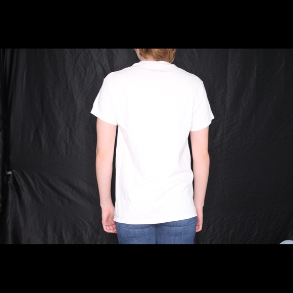 Cute tee⭐️ - Picture 3 of 6